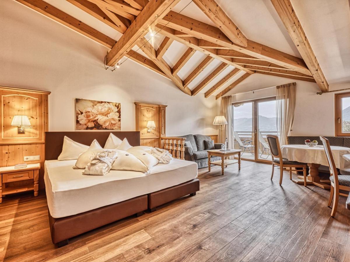 Hotel Traubenheim Tirolo Eksteriør billede