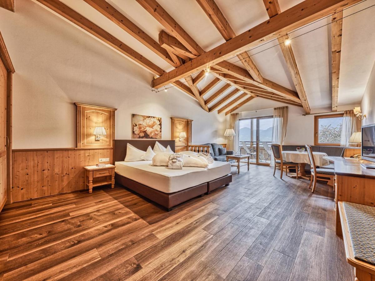 Hotel Traubenheim Tirolo Eksteriør billede